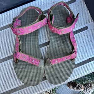 Teva Flower Loom Universal Sandal